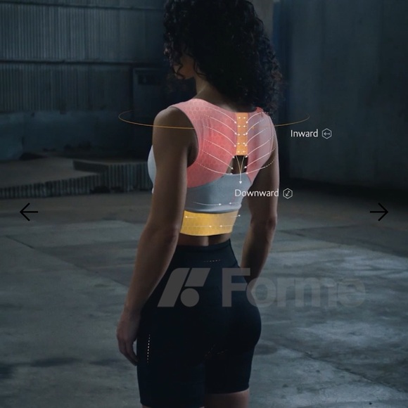 FORME • Power sports bra in obsidian black - Medium - Picture 3 of 6